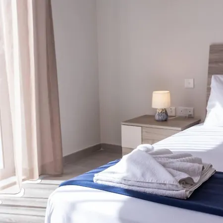 Apartament Huge Pool In Ph - By Homely Malta!